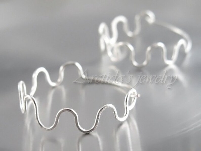 Earrings tutorial Hoops tutorial DIY hoops earrings Wire wrap tutorial Wire wrapped jewelry tutorial beading tutorial earrings pattern PDF image 4