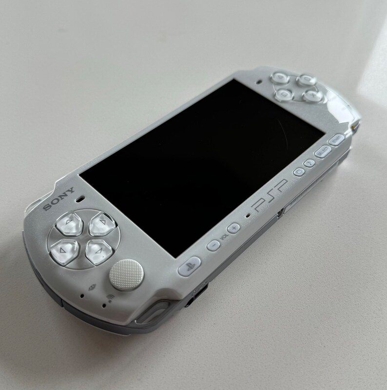 PSP 3000 Console 128GB Fully Modded With Games and Emulators Tested