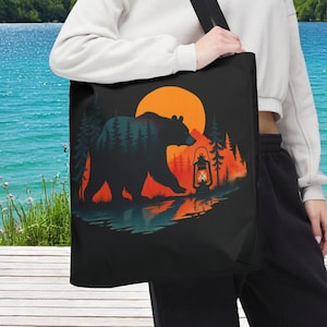 Rustikale Bärenwald-Sonnenuntergang-Einkaufstasche, Camper, Geschenke für Wildnisliebhaber, Wandern, Natur-Camping-Geschenk, Laternen-Kunst, Waldabenteuer-Tasche
