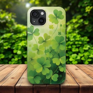 Green Clover Phone Case, Lucky Shamrock Design for St. Patrick&#39;s Day, Nature Lovers Irish Gift, Protective Cover for iPhone & Samsung Galaxy