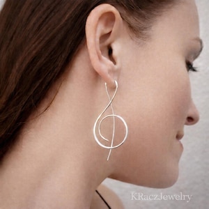 Pendientes de clave de sol en plata de ley - Regalo para amantes de la música - Pendientes minimalistas de rosca - Calibre 20, 18 y 16