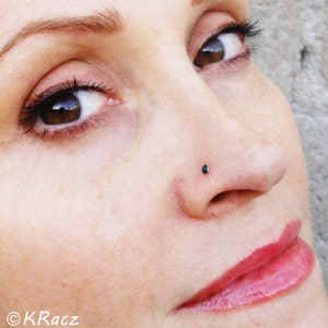 Emerald Swarovski Crystal Nose Stud: Sterling Silver Tragus Jewelry