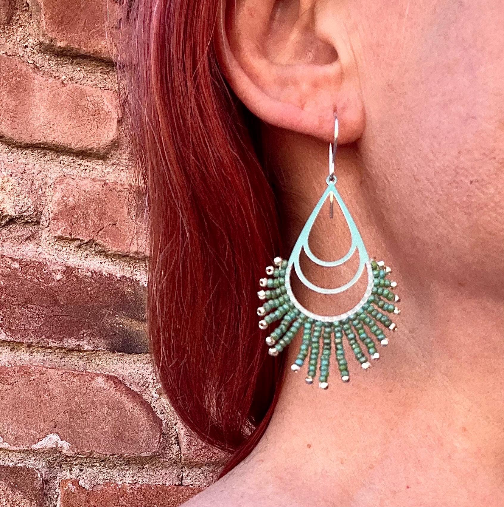 Un Paio Di Pendenti Orecchini Con Perline Turchesi A Goccia Fatte A Mano Con Ganci In Argento Massiccio 925. - Italia - Foto 9