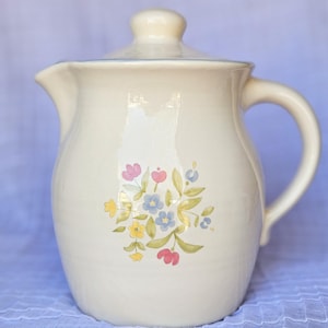 Vintage floral Pfaltzgraff Perennials Medley Beverage Server Pitcher, vintage pitcher, cottagecore pitcher, beverage server, 48 oz pitcher