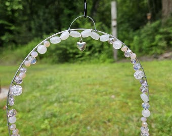 Glass Beaded Hummingbird Swing: Garden Bird Perch with Silver Heart