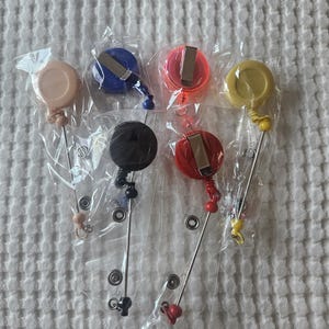 DIY Beadable Combs, Beadable Badge Reels and Regular Badge Reels
