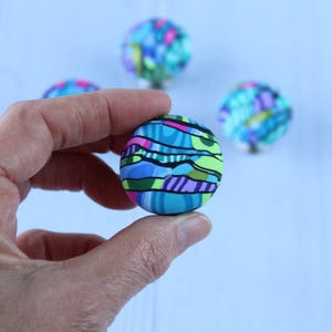 Ensemble de boutons bleu sarcelle en pâte polymère : 4 poignées de tiroir décoratives Vert violet fuchsia