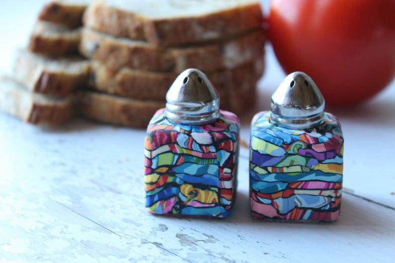 Colorful vivid mini salt and pepper shakers set image 3