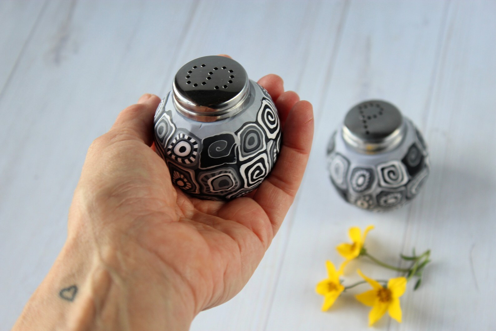 Black and White Salt and Pepper Shakers Set Etsy