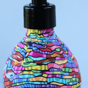 Colorful Abstract Liquid Soap Dispenser, 500ml Hand Soap Push Pump Bottle, Kitchen and Bathroom Accessories