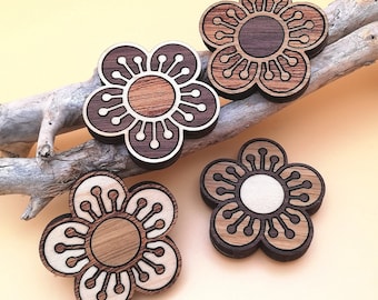 Lot de 4 aimants fleurs en bois incrusté - aimants pour réfrigérateur fleurs de cerisier en bois - cadeau unique - décoration de cabine - Cottagecore