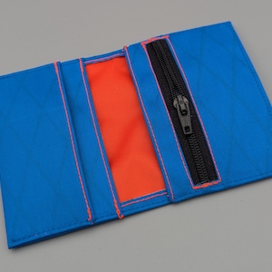 Customizable, minimalist wallet