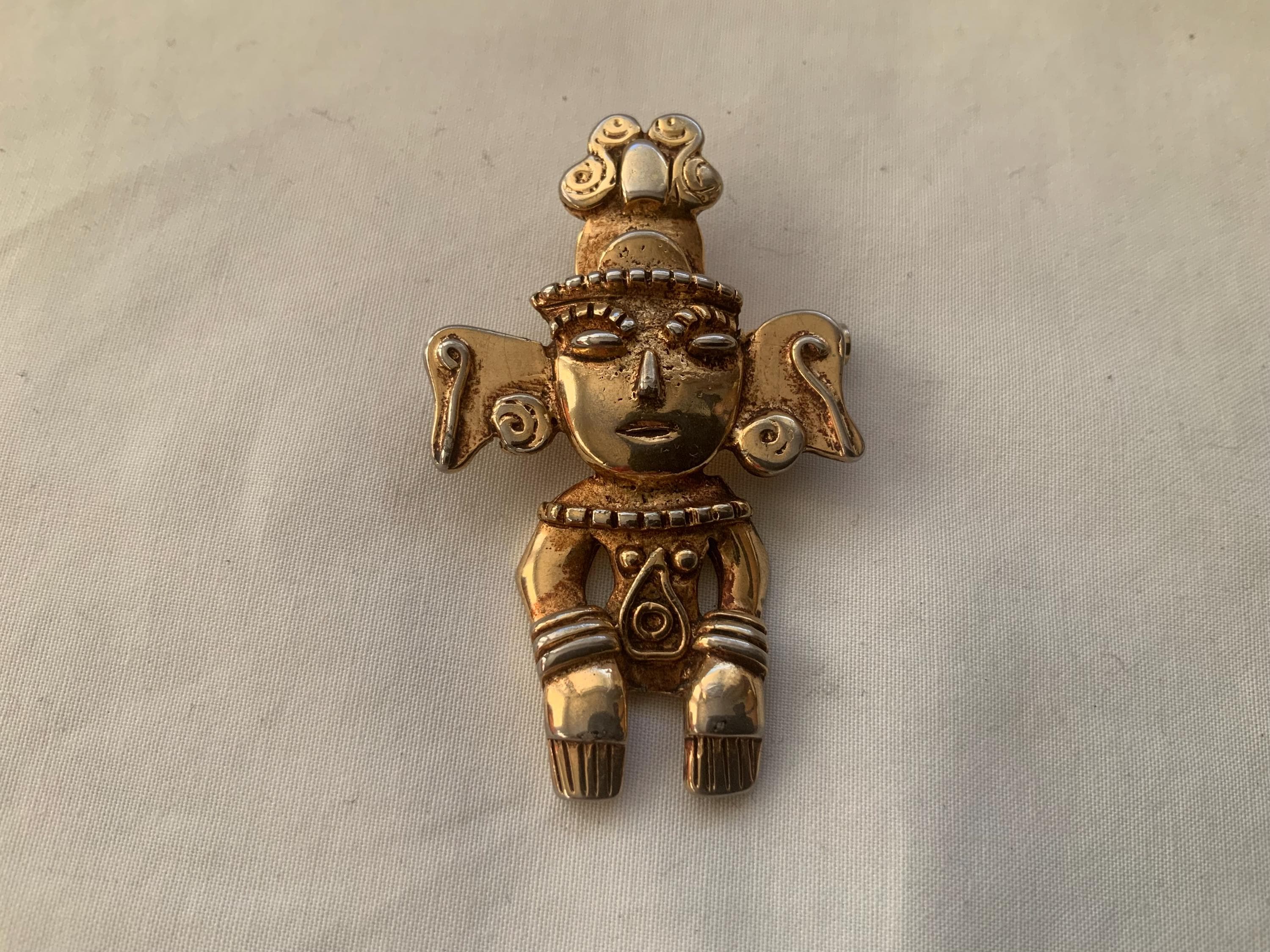 P and M Paris Brooch - Etsy