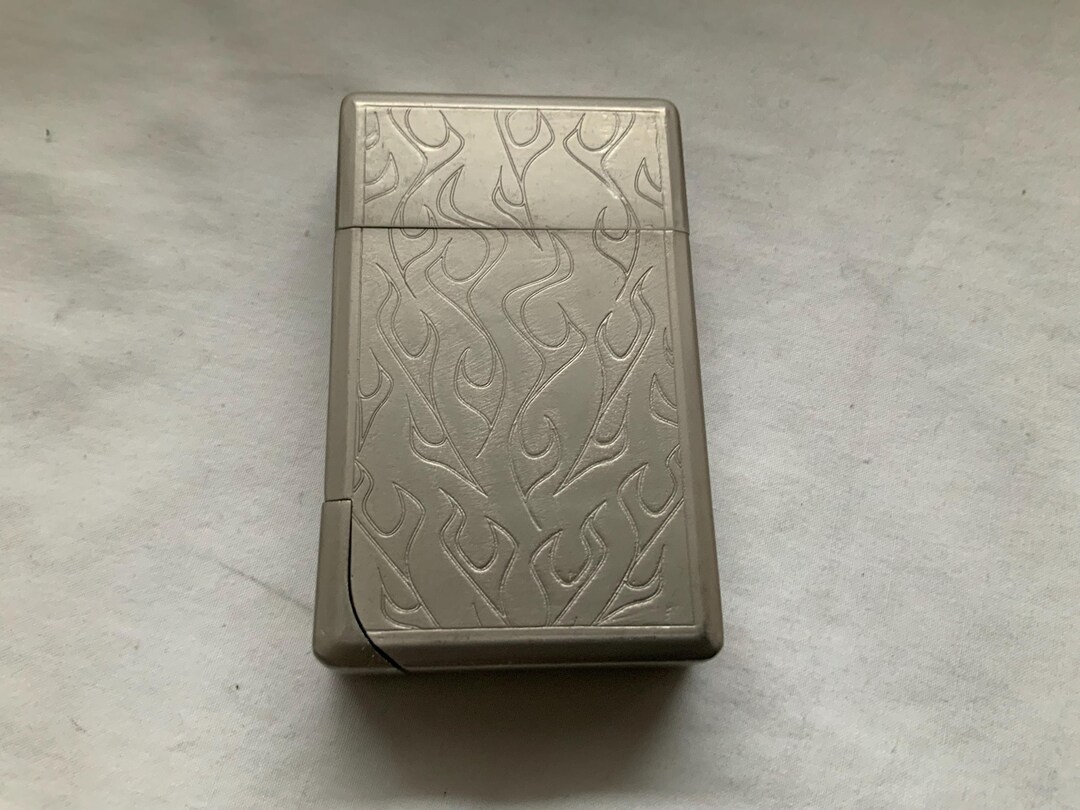 piezo cigarette lighter Vintage Cigarette Pocket Lighter Piezo Electric With Integrated Ashtray and  Cigarette Holder