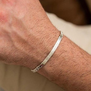 Pulsera personalizada con barra grabada, pulsera de plata con nombre para hombre, regalo de aniversario para él, pulsera de cadena cubana para él, regalos de Navidad