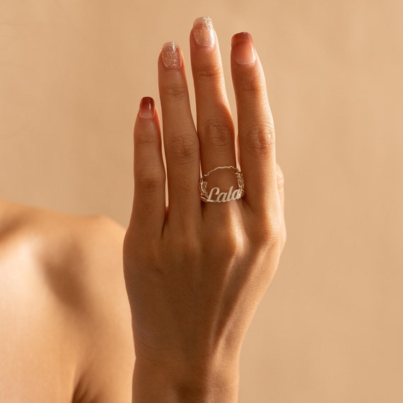 Dog name ring outlet
