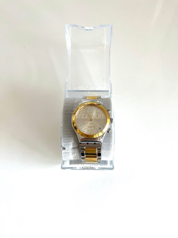 Swatch IRONY REVERENCE シルバー✕ゴールド 腕時計 Swatch IRONY REVERENCE シルバー✕ゴールド 腕時計