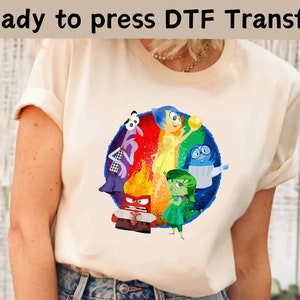 ディズニー ピクサー インサイド アウト DTF 転写、ディズニー インサイド アウト キャラクター DTF、感情マッチング DTF 転写、メンタル ヘルス シャツ、感情シャツ