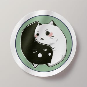Adesivo Gatto Yin Yang – Adesivo ecologico con inchiostro a base d'acqua, dimensioni 5–7 cm