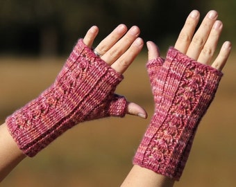 PDF knitting pattern fingerless gloves, mitts, mittens, lace, aran: Warm Hello