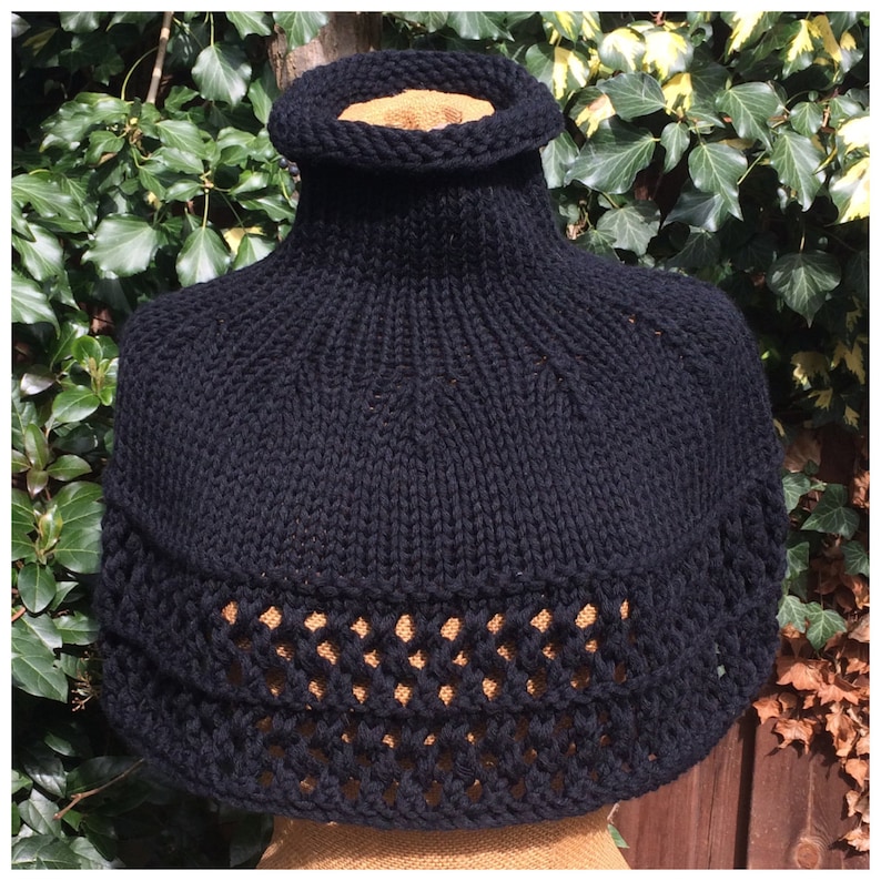 PDF knitting pattern Cava Capelet, sizes XS-XXL, victorian style, steampunk, poncho pattern, knitted cape. imagem 2