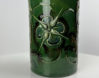 1901 CH Brannam of Barnstaple art nouveau mug, by BW (Beauchamp Whimple).