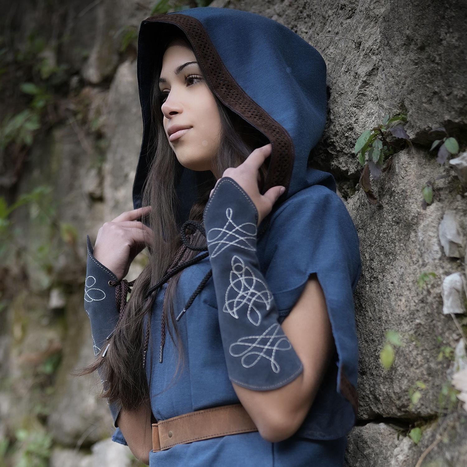 Fantasy Briannan Ranger Tunic Blue: LARP, Cosplay, Renaissance Faire ...