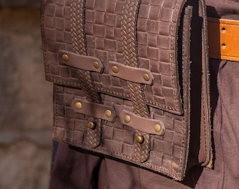Versatile Veteran Pouch, LARP, US Duty Free!!*, Renaissance Faire, Cosplay, and Historical Reenactment Accessories