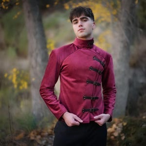 Lucien's Jerkin - Red. Jerkin Warm Medieval LARP.