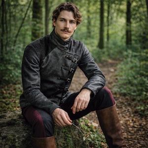 Lucien's Jerkin - Black. Jerkin Warm Medieval LARP.