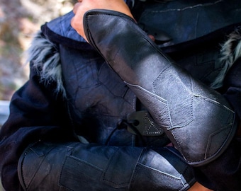 Medieval Fantasy, LARP, Hunter Bracers for Cosplay and Renaissance Faire