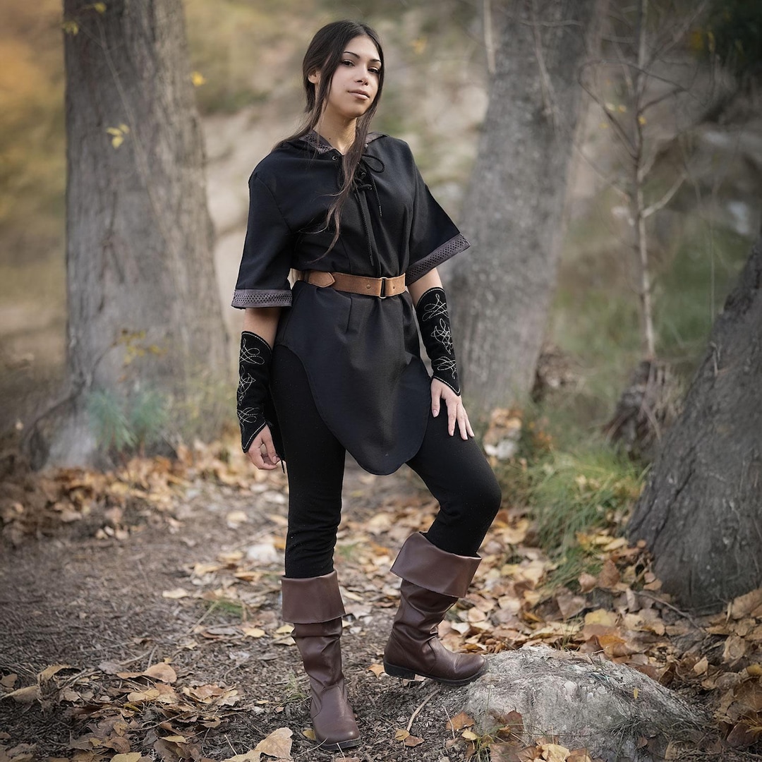 Fantasy Briannan Ranger Tunic Black: LARP, Cosplay, Renaissance Faire ...
