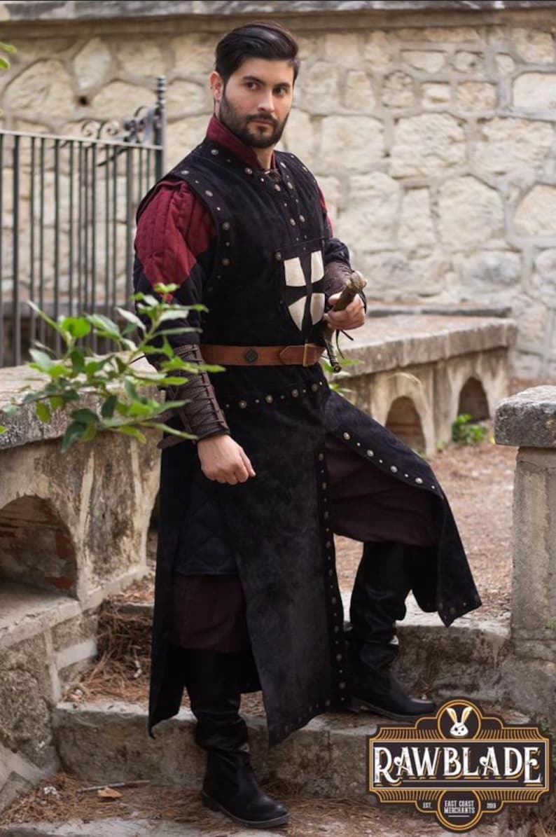 Mirdsrd Rangers Black Leather Mordred Tabard for Medieval Fantasy LARP, Cosplay ...