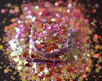 Strawberry Lemonade Metallic and Color Shift Chunky Hex Glitter Mix, Deeply Vibrant Chunky Glitter for resin tumblers, nail art, body art