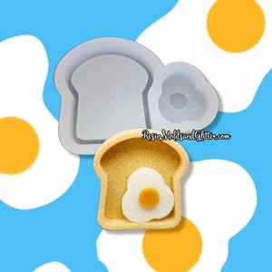 Toast and Egg Shaker Mold, Breakfast Egg in a hole silicone mold, shaker mold for resin, keychain shaker molds