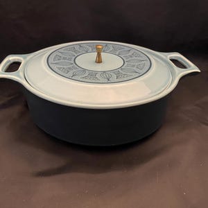 MCM Taylor Smith & Taylor Atomic Onion Blue and Teal Casserole with Lid