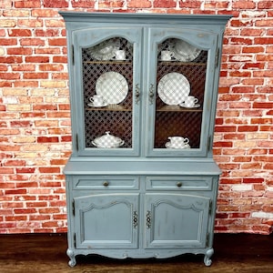 Vintage Farmhouse Hutch
