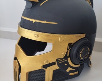 Unique 3D Printed Roman Helmet - Hand Painted Details - Ideal for Cosplay and Decoration