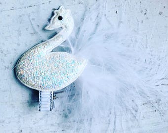 Swan Hair Clip: Glitter Fringe Clip for Baby Girls