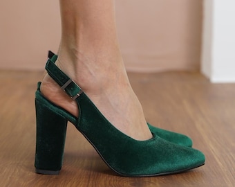 Green Bridal Heels, Emerald Green Silky Velvet Wedding Shoes, High Block Heels for Brides, Classic Women Closed Slingback Wedding Sandals