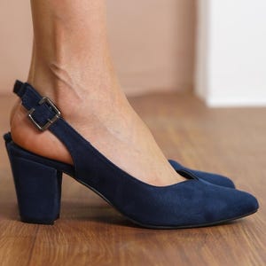 Navy Blue Wedding Sweetheart Heels, Vegan Suede Elegant Wedding Shoes, Medium High Block Bride Heel, Closed Toe Slingback Comfortable Shoes