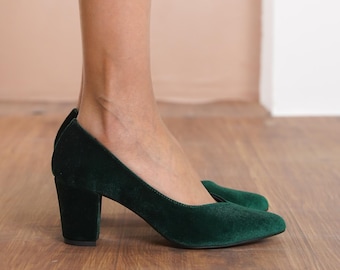 Green Wedding Shoes, Emerald Silky Velvet Wedding Heels, Medium High Block Formal Bride Shoes, Designer Sweetheart Women Dress Shoes
