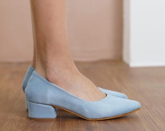 Baby Blue Bridal Heels, Light Blue Vegan Suede Wedding Shoes, Elegant Low Block Heels, Classical Short Heel Wedding Shoes, Women Low Pumps