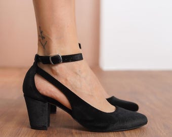 Black Wedding Heel Emerald Silky Velvet Bridal Shoe with Medium High Block Heel, Classic Ankle Strap Bridesmaid Wedding Sandal, Gift for Her