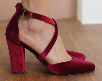 Burgundy Criss Cross Heels, Red Velvet Closed Toe Ankle Straps Wedding Heels with High Block Bridal Shoes, Brides Wedding Shoe, Gift for Her