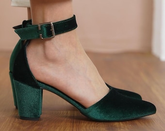 Green Wedding Shoes, Emerald Silky Velvet Wedding Heel, Medium High Block Heels for Bride, Ankle Strap Closed Toe Wedding Pump, Gift for Her
