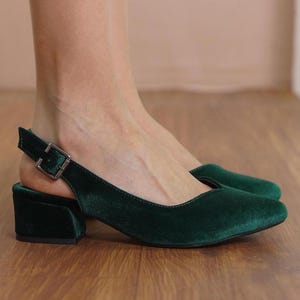 Green Bridal Shoes, Emerald Velvet Wedding Heels, Low Block Heels for Bride, Classic Women Slingback Wedding Flat Sandal, Vegan Gift for Her