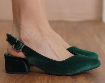 Green Bridal Sweetheart Shoes, Emerald Velvet Wedding Heels, Low