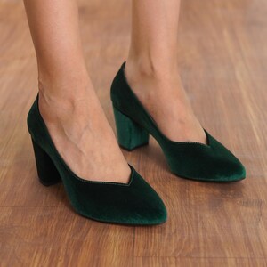 Front view of green silky velvet bridal block heels, focusing on the pointed toe and sturdy block heel design by Hyl Wedding Shoes.