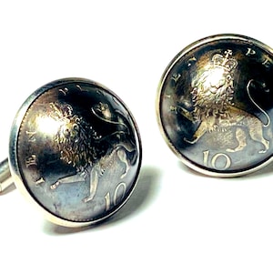 Domed UK coin cufflinks , 10 Pence - Elizabeth II , Part of the Crest of England, a lion passant guardant royally crowned , 20mm.
